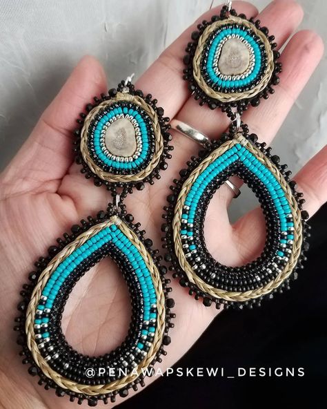 Indigenous Crafts, Antler Beads, Antler Earrings, Native Crafts, Native Beadwork, Beautiful Beadwork, Nativity Crafts, Beading Ideas, Dusters