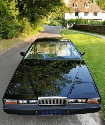 Aston Martin Vintage, Aston Martin Convertible, Aston Martin Vintage Cars, Ashton Martin Car Black, Aston Martin Vantage 1981, New Aston Martin, Aston Martin V8, Aston Martin Cars, Aston Martin Lagonda