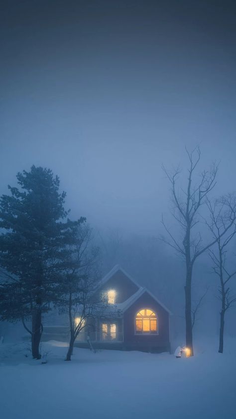 House In Snow Aesthetic, Vintage Wall Art Ideas, Winter Cabin Aesthetic, Winter Night Landscape, Christmas Snowy Night Aesthetic, Snowy Winter Night, Home Accessories Ideas, Ethereal Angel, Snowy Woods Night