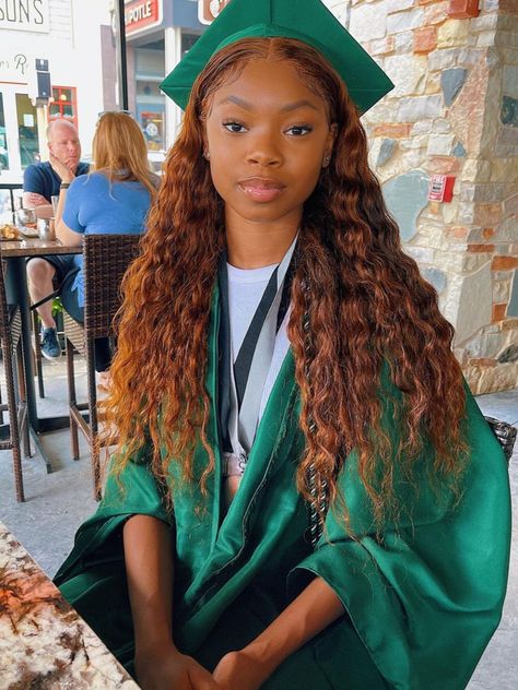 Cap And Gown Hair Hairstyles Black Women, Graduation Cap Hairstyles Black Women, Graduation Hairstyles For Black Women, Princess Jay, Hairstyle Ideas Black Women, Graduation Hairstyle, Senior Pictures Hairstyles, Graduation Hairstyles With Cap, Highschool Graduation