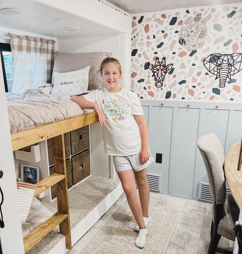 Rv Closet Bed, Mid Bunk Fifth Wheel, Kids Rv Bunk Room Ideas, Full Time Rv Living With Kids, Rv Kids Room, Rv Bunk Beds Ideas, Rv Bunkhouse, Rv Bunk Beds, Bunk Room Ideas