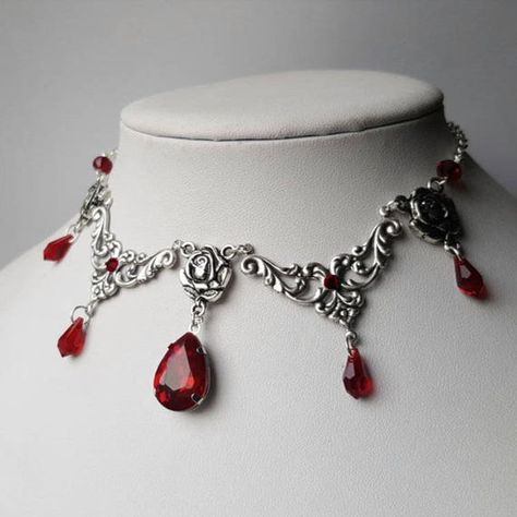 Vampire Clothes, Bling Ideas, Gothic Choker, Tiaras Jewellery, Goth Necklace, Gothic Chokers, Necklace Gothic, Romantic Goth, Silver Choker Necklace