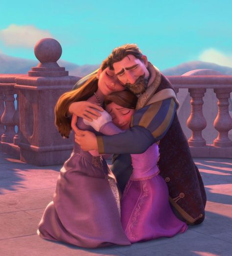 <3 Tangled Wallpaper, Disney+ Icon, Rapunzel And Eugene, Disney Princess Rapunzel, Disney Icons, Cute Disney Pictures, Princess Rapunzel, Tangled Rapunzel, Disney Rapunzel