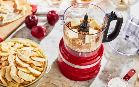 How to Use a Food Processor Step-by-Step | KitchenAid Food Processor Pie Crust, Kitchenaid Food Processor, Childrens Baking, Cake Storage, Cup Food, Light Breakfast, Countertop Appliances, How To Make Pie, Bread Baker