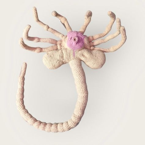 Facehugger Crochet Pattern - Etsy Facehugger Crochet, Crochet Weird, Creepy Crochet, Crochet Ideas, Stuffed Animals, Pet Toys, Crochet Pattern, Knit Crochet, Free Pattern