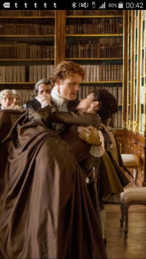 Sam Heughan Family, Gabaldon Outlander, James Fraser Outlander, Outlander Characters, Starz Tv Series, Outlander Season 2, Outlander Claire, Outlander Season 1, Outlander Book Series