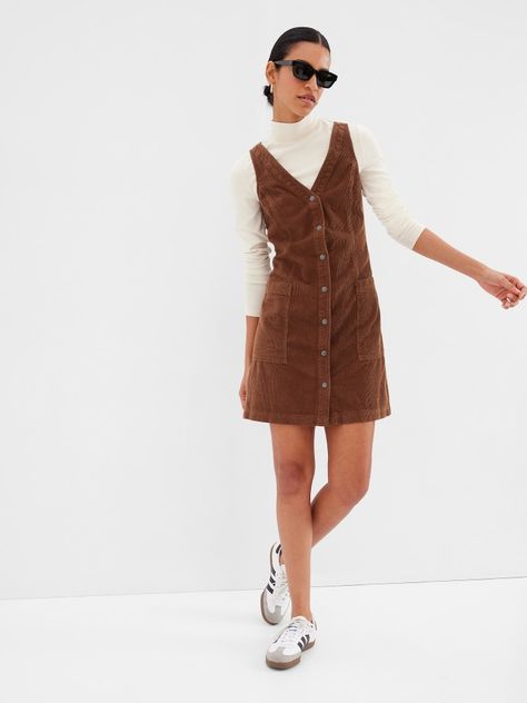 Corduroy Dress Outfit, Green Dress Outfit, Fall Inspo, Corduroy Dress, Edgy Outfits, Dark Academia, Overall Shorts, Capsule Wardrobe, Green Dress