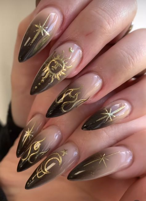 Gold Flames Nails, Sjm Inspired Nails, Apollo Inspired Nails, Witch Nails Aesthetic, Greek Goddess Nails Designs, Romani Nails, Mystical Nails Simple, Egyptian Nails Designs, Throne Of Glass Nails