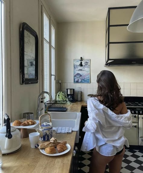 Alana Castillo, Kitchen Aesthetic, Dream Lifestyle, Future Life, 인테리어 디자인, A Kitchen, Summer Aesthetic, Future House, Instagram Feed