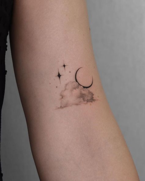 Cloud and moon tattoo design Moon Lightning Tattoo, Cloud And Moon Tattoo, Mini Star Tattoo, Star Tattoo Ideas, Cloud And Moon, Cloud Tattoo Design, Moon Star Tattoo, Sky Tattoos, Celestial Tattoo