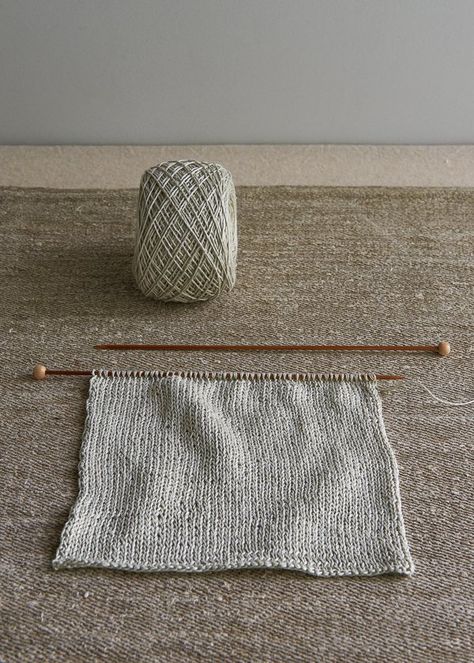 Field Linen Yarn | Purl Soho Linen Yarn Knitting Patterns, Knitting With Cotton Yarn, Knit Aesthetic, Yarn Aesthetic, Important Things To Know, Knitting Aesthetic, Purl Soho, Natural Clothing, Yarn Bag