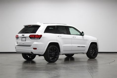 2019 Jeep Grand Cherokee Altitude 4X4 white White Jeep Grand Cherokee, 2018 Jeep Grand Cherokee, Mom Mobile, Jeep Wrangler Lifted, White Jeep, Best Suv, Jeep Grand Cherokee Limited, Lifted Jeep, Mom Car