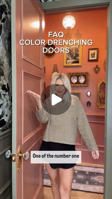 Mae Lutz on Instagram: "Let’s talk color drenching and what to do with your doors! You don’t want to see the other color when the door is shut and you want the edge of the door to match the room it’s facing when the door is open! Remember it’s just paint. Go have fun and color drench your heart out!" Colorful Doors Interior, Color Drenching Bathroom, Painted Doors Interior, Paint Doors Interior, Colour Drenching, Painted Woodwork, Color Drenching, Paint Doors, Painted House