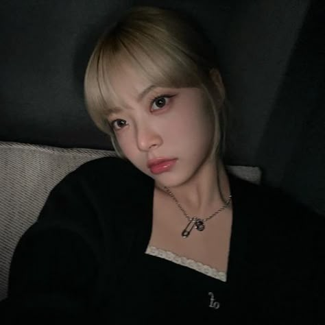 le sserafim eunchae icon Eunchae Instagram, Seoul Music Awards, Indie Pop Music, I Love Girls, Just Girl Things, Instagram Update, Kpop Idol, بلاك بينك, Kpop Girls