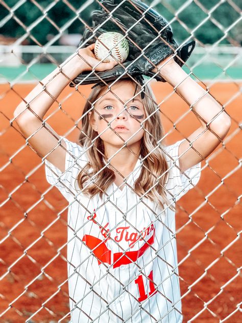 Tee Ball Photoshoot, Diy Baseball Photoshoot, Ball Picture Ideas, Girls Softball Portraits, Diy Baseball Pictures, Tee Ball Pictures Photo Ideas, T Ball Photoshoot, Softball Photo Shoot Ideas, Softball Pictures Poses Individual Kids