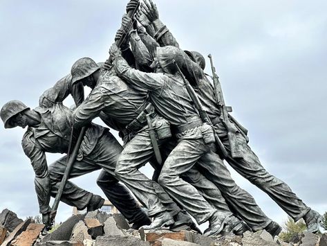 Iwo Jima Memorial, Small Patio Garden, Lights Artist, Iwo Jima, Line Photo, 25 March, Washington Monument, Bike Path, New Condo