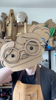 Cardboard Mask Ideas, Cardboard Puppet, Cardboard People, Cardboard Masks, Papercraft Mask, Foggy Brain, Cardboard Crafts Kids, Cardboard Costume, Cardboard Mask