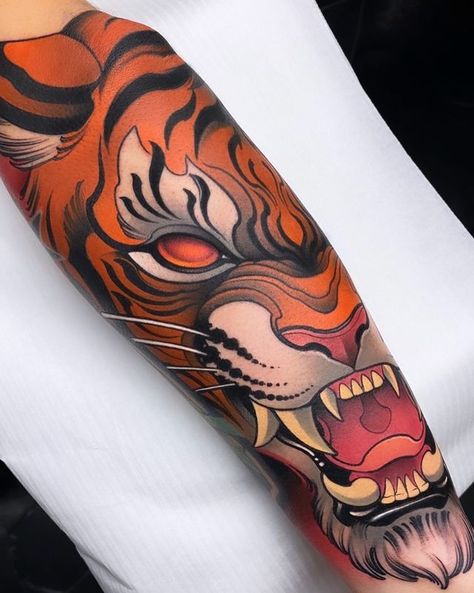 Traditional Tiger Tattoo, Detailed Tattoos, Neo Traditional Art, Tatuaje Cover Up, Tiger Head Tattoo, Japanese Tiger Tattoo, Tiger Tattoo Sleeve, Colored Tattoo Design, Neo Tattoo