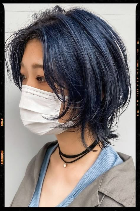 Short Blue Hair, Wolf Cut Hair, Asian Short Hair, Hair Streaks, Hair Inspiration Short, Wolf Cut, Peinados Fáciles Para Cabello Corto, Shot Hair Styles, Cut Hair