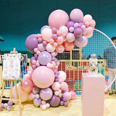 Purple And Pink Balloon Arch, Pink And Purple Balloons, Kids Tea Party Birthday, Kids Tea Party, 60th Bday, Balloon Tower, 21st Birthday Decorations, Mint Coral, Pastel Balloons