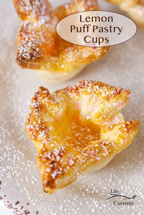 Lemon Curd Puff Pastry, Lemon Puff Pastry, Puff Pastry Cups, Lemon Curd Dessert, Mini Lemon Tarts, Pastry Cups, Recipe Using Lemons, Puff Dessert, Lemon Tarts