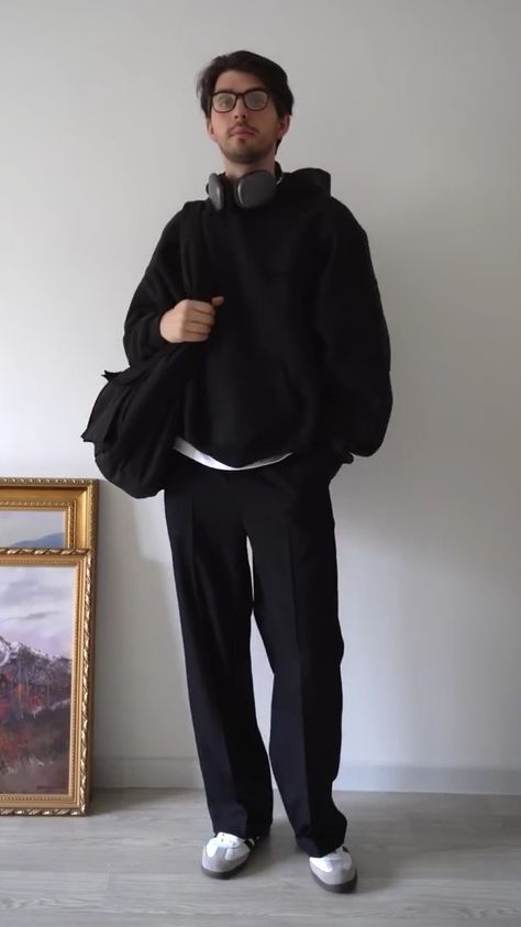 Photographer Outfit Men, Wide Pants Outfit Men, Wide Leg Pants Outfit Men, Elegant Pants Outfit, Japan Fashion Casual, Japan Men Fashion, Boyfriend Dress, Normcore Outfits, Photographer Outfit