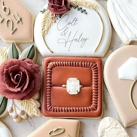 Ring Box Cookie, Ring Cookies, Wedding Shower Cookies, Engagement Cookies, 1 John 4 19, Bridal Shower Cookies, Terracotta Wedding, Iced Sugar Cookies, Wedding Sweets