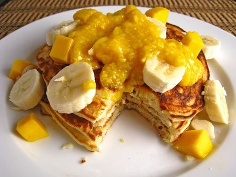 Mango and Banana Pancakes Mango Breakfast, Banana Foster Pancakes, Mango Pancakes, Graham Flour, Breaking Fast, French Toast Waffles, Closet Cooking, Banana Buttermilk, Mango Tango