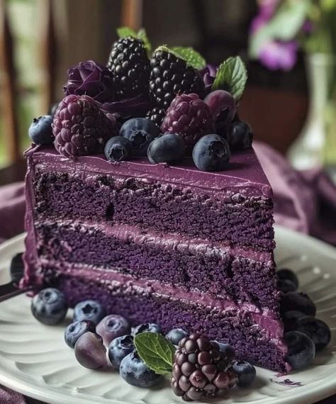 Purple Velvet Cake, Purple Velvet Cakes, Velvet Cake Recipes, Purple Cakes, Orange Cake, Cake With Cream Cheese, Velvet Cake, Red Velvet Cake, Purple Velvet