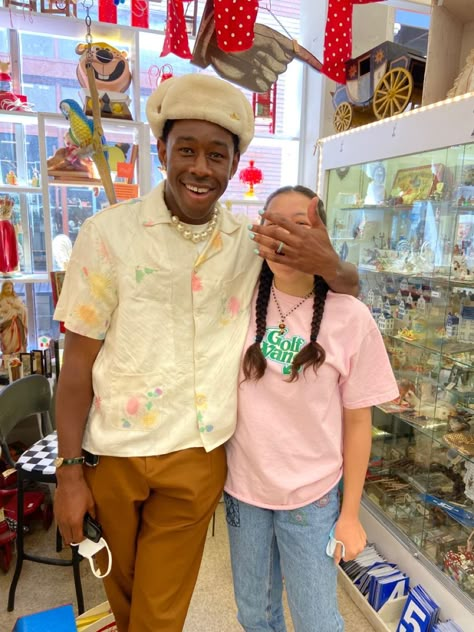 Tyler The Creator With Fans, Tyler The Creator Makeup, Tyler The Creator Outfits, Odd Future Wolf Gang, Tyler The Creator Wallpaper, Something Creative, Odd Future, T Baby, Flower Boys