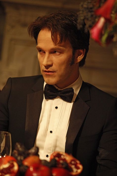 Bill True Blood, Bill Compton, True Blood Party, Stephen Moyer, True Blood Series, Blood Photos, Beautifully Broken, Actors Male, True Blood