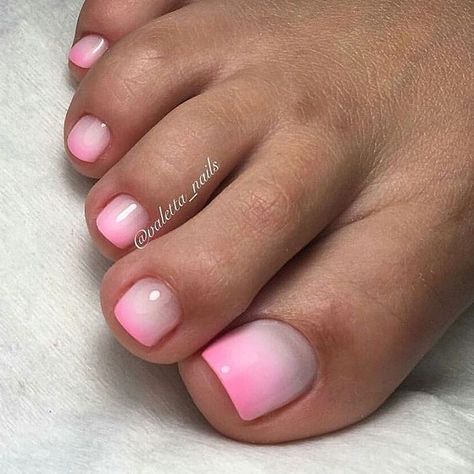 Toenail Art Designs, Pink Toe Nails, Pedicure Designs Toenails, French Pedicure, Acrylic Toe Nails, Acrylic Toes, Toe Nail Color, Pretty Toe Nails, Pink Toes