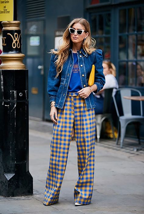 Denim On Denim, Looks Street Style, Street Style Inspiration, Plaid Pants, Fashion Week Street Style, Street Style Looks, Mode Inspiration, Outfit Casual, Fashion Week Spring