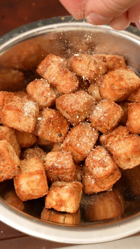 Air Fryer Tofu - EXTRA CRISPY! (Video) Extra Crispy Tofu, Air Fried Tofu Crispy, Air Fryer Tofu Crispy, Air Fryer Tofu Recipes, Air Fried Tofu, Fry Tofu, Air Fryer Recipes Videos, Cj Eats, Air Fryer Tofu