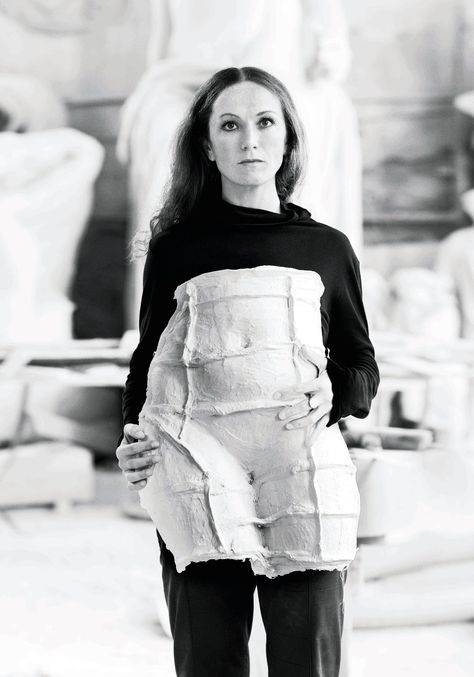 Vanessa Beecroft (born April 25, 1969) is an Italian contemporary artist living in Los Angeles. Vanessa Beecroft, Christo And Jeanne Claude, Chelsea Hotel, Louise Bourgeois, Photo B, Inspirational Artwork, Art Historian, April 25, Contemporary Artist