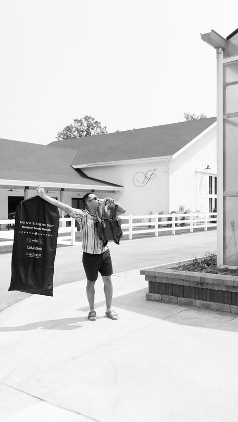 When Ben brought up Game Day arrival photos for the groomsmen I was so excited!! There aren’t many wedding day trends when it comes to the… | Instagram Game Day Photos Groomsmen, Groomsmen Arrival Photos, Groomsmen Game Day Pics, Game Day Wedding Pictures Groomsmen, Grooms Poses, Party Sneakers, Groomsmen Photos, Groomsmen Wedding, Sports Jerseys