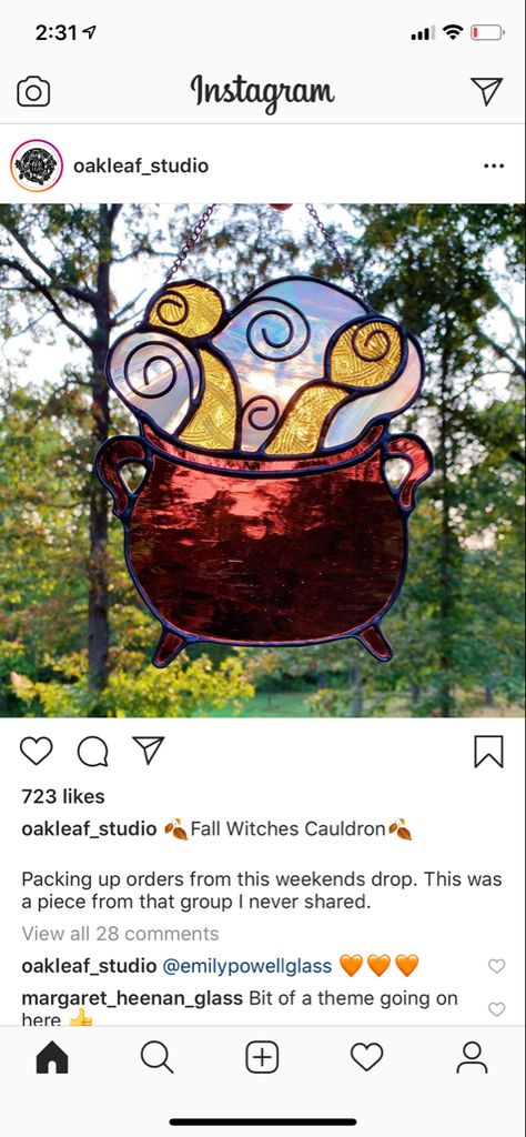 Stained Glass Cauldron, Window Projects, Witches Cauldron, Glass Ideas, Stained Glass Art, Fall Halloween, Stained Glass, Witch, Wonder