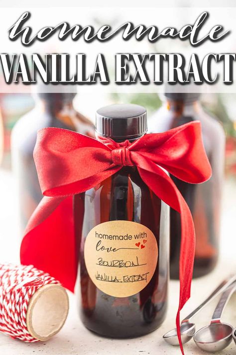 Bourbon Vanilla Extract, Homemade Bourbon, Boozy Treats, Make Vanilla Extract, Vanilla Extract Recipe, Homemade Toffee, Homemade Vanilla Extract, Homemade Mixes, Vanilla Recipes