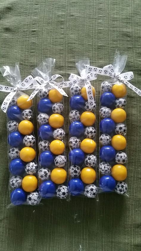 Soccer Favors For Team, Mexico Soccer Party Ideas, Soccer Candy Table Ideas, Soccer Graduation Party Ideas, Soccer Themed Snacks, Soccer Banquet Centerpieces, Soccer Banquet Ideas, Soccer Favors, Soccer Party Food