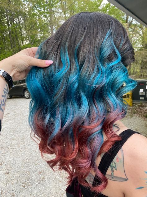 Red And Teal Hair, Teal Hair Dye, Teal Ombre Hair, Teal Hair Color, Spooky Hair, Coral Red Color, Coral Hair, Hair Evolution, Color Melt