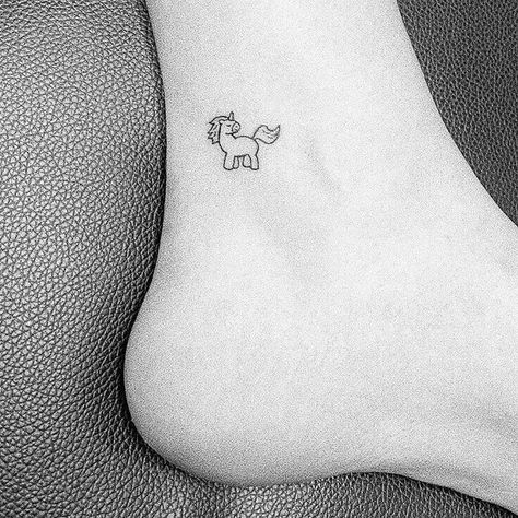 Unicorn Line Tattoo, Tiny Unicorn Tattoo, Snall Tattoos, Tattoos Names, Cousin Tattoos, Name Tattoos For Moms, Unicorn Tattoo, Unicorn Tattoos, Epic Tattoo