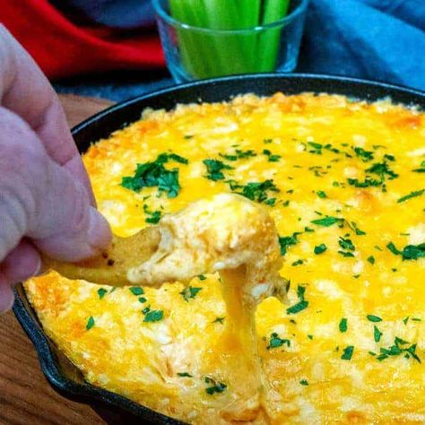 Buffalo Chicken Dip Franks, Buffalo Chicken Dip With Ranch, Buffalo Chicken Dip Instant Pot, Franks Buffalo Chicken, Keto Buffalo Chicken Dip, Franks Buffalo Chicken Dip, Slow Cooker Buffalo Chicken Dip, Roasted Chicken Dinner, Wing Dip