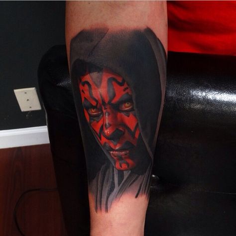 Amazing darth maul by @acostastattoo Maul Tattoo, Darth Maul Tattoo, Star Wars Tattoo Sleeve, Animal Sleeve Tattoo, Torso Tattoos, Comic Tattoo, Money Tattoo, Star Wars Tattoo, Dark Art Tattoo