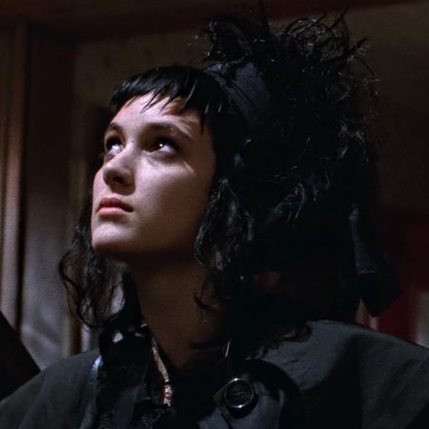 Winona Ryder - Lydia Winona Ryder Pfp, Lydia Deetz Pfp, Lydia Deetz Icon, Winona Ryder Beetlejuice, Beetlejuice Wallpaper, Movie Pfp, Beetlejuice Lydia, Beetlejuice 2, Lydia Beetlejuice