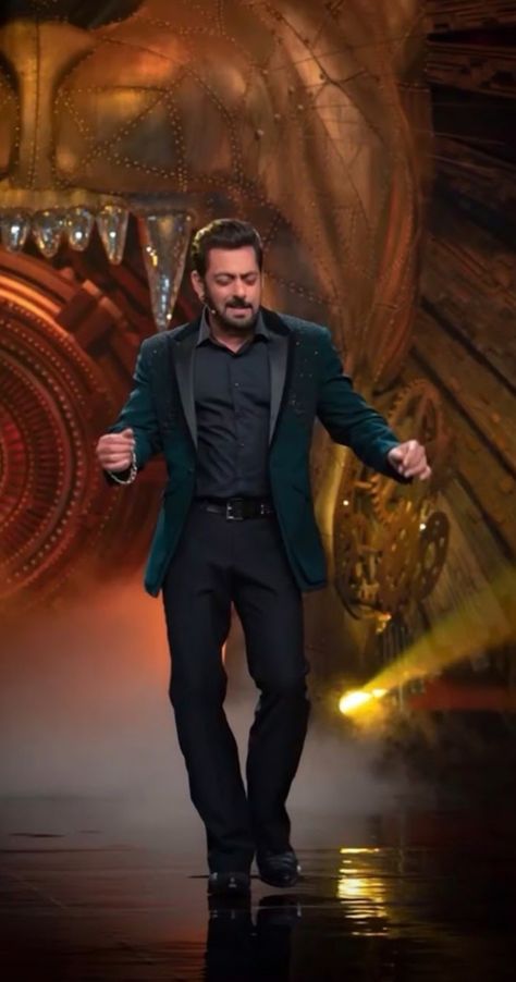 Salman Khan In Suit, Red Lehenga Combination, Wine Blazer Outfit, Wine Blazer Outfit Men, Stage Outfits Ideas Singer, Lehenga Combination, Stage Outfits Ideas, Traditional Indian Mens Clothing, Vintage Wedding Suits