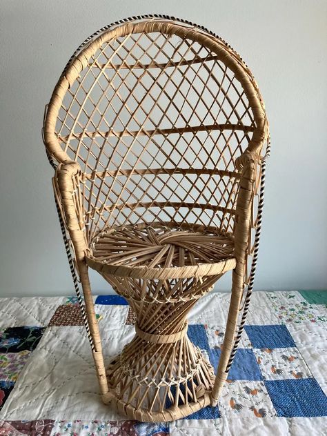 Vintage Wicker Doll Chair, Peacock Rattan Doll Chair, Fan Back, Vintage Doll Furniture, 3 - Etsy Vintage Wicker, Vintage Doll, Doll Furniture, Dolls, Fan, Furniture