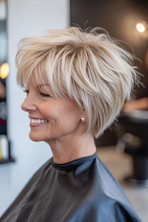 20. Champagne Blonde Layered Shag (Short Haircuts For Women Over 50) - Short Haircuts For Women Over 50 Short Hair Styles Blonde, Shag Short, Layered Shag, Pixie Haircut Ideas, Modern Short Hairstyles, Haircuts For Women Over 50, Choppy Layers, Soft Blonde, Shag Haircuts