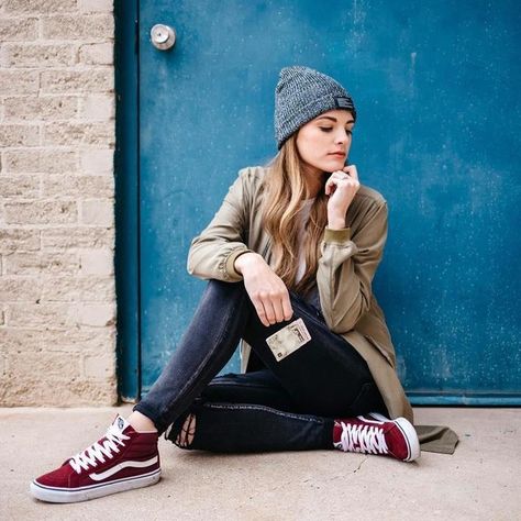 Vans High Tops Outfit, Van High Tops Outfit, High Top Vans Outfit, Estilo Vans, Vans High Tops, Thread Wallets, Vans Girl, Vans Suede, Vans High