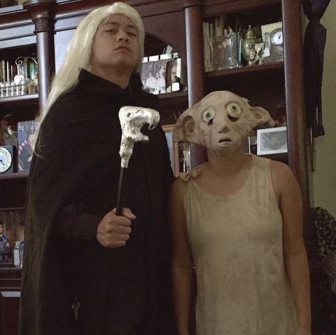 Slytherin Couple Costume, Harry Potter Duo Costume, Funny Harry Potter Costumes, Couples Halloween Costume Harry Potter, Witch And Wizard Couple Costume, Harry Potter Couples Costumes, Iconic Duo Halloween Costumes Couple, Couple Harry Potter Costumes, Harry Potter Cosplay Costumes