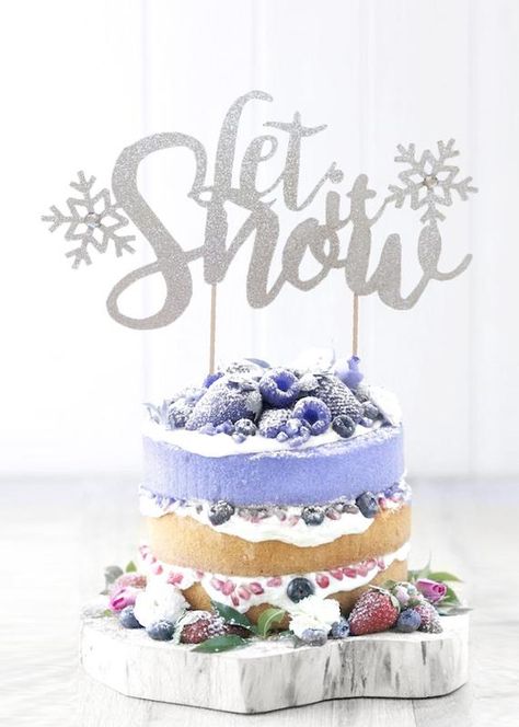 This glittery Let it Snow cake topper is perfect for baby showers, gender reveal parties or any Christmas celebration! Let this unique cake topper shine and add that perfect little sparkle to your party. Size: 7w X 4h :: Custom request are always welcomed :: Please feel free to convo me if you Wonderland Baby Shower Ideas, Winter Wonderland Baby Shower Ideas, Winter Onederland Party Decorations, Baby Shower Winter Wonderland, Winter Cake Topper, Wizard Birthday Party, Snow Cake, Snowflake Cake, Winter Onederland Party